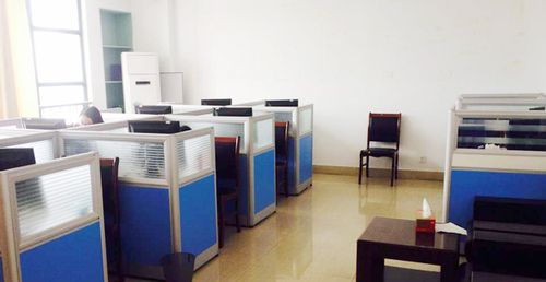 服務(wù)平臺,經(jīng)營投資管理,計算機軟件開發(fā),企業(yè)管理咨詢,商務(wù)信息咨詢等